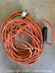 MaxSold Auction: Black & Decker Corded Electric Hedge Trimmer, 18 in Blade - Saanich (British Columbia, Canada) PARTNER MANAGED Moving Online Auction - Arbutus Road