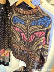 MaxSold Auction: Mixed Lot 20+ Outerwear, Sweaters, Hats, Shoes & Accessories - Saanich (British Columbia, Canada) PARTNER MANAGED Moving Online Auction - Arbutus Road