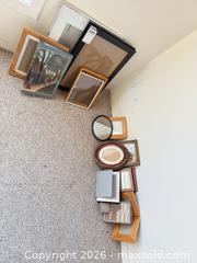 MaxSold Auction: Mixed Wood & Metal Multicolor Painted Picture Frames — 13+ Pieces - Saanich (British Columbia, Canada) PARTNER MANAGED Moving Online Auction - Arbutus Road