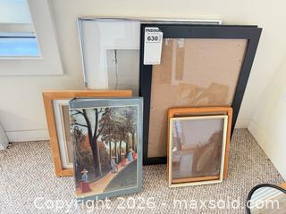 MaxSold Auction: Mixed Wood & Metal Multicolor Painted Picture Frames — 13+ Pieces - Saanich (British Columbia, Canada) PARTNER MANAGED Moving Online Auction - Arbutus Road