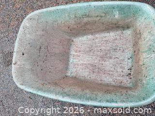 MaxSold Auction: Standard Single-Wheel Wheelbarrow with Tarp/Cover - Saanich (British Columbia, Canada) PARTNER MANAGED Moving Online Auction - Arbutus Road