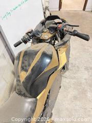 MaxSold Auction: Gold Sport/Supersport Motorcycle, Unknown Make - East Brunswick (New Jersey, USA) SELLER MANAGED Reseller Online Auction - Tices Lane