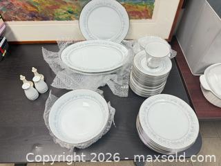 MaxSold Auction: Noritake Marywood (2181) Fine China Dinnerware Set - East Brunswick (New Jersey, USA) SELLER MANAGED Reseller Online Auction - Tices Lane