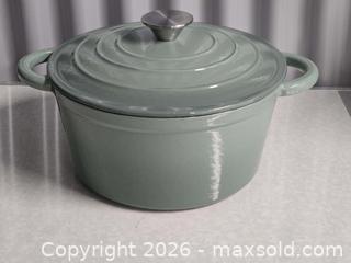 MaxSold Auction: M035 - Anko 4 Litre Cast Iron Casserole - New With Issue - Whitby (Ontario, Canada) SELLER MANAGED Reseller Online Auction - Taunton Road East (STORAGE)