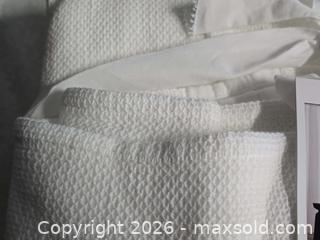 MaxSold Auction: M060 - Boutique Collection Premium Shower Curtain - White - New - Whitby (Ontario, Canada) SELLER MANAGED Reseller Online Auction - Taunton Road East (STORAGE)