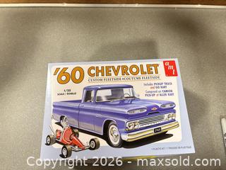 MaxSold Auction: AMT 1/25 1960 Chevrolet Fleetside Pickup Plastic Model Kit - Ottawa (Nepean) (Ontario, Canada) SELLER MANAGED Moving Online Auction - Grenfell Crescent