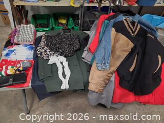 MaxSold Auction: Assorted Clothing & Accessories Lot — Jackets, Tops, Scarves, Wallets - Ottawa (Nepean) (Ontario, Canada) SELLER MANAGED Moving Online Auction - Grenfell Crescent
