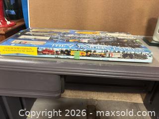 MaxSold Auction: HO Scale Model Train Set, Collector's Edition - Ottawa (Ontario, Canada) SELLER MANAGED Moving Online Auction - Grenfell