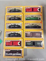 MaxSold Auction: Life-Like HO Scale Freight Boxcar Lot of 11 - Ottawa (Nepean) (Ontario, Canada) SELLER MANAGED Moving Online Auction - Grenfell Crescent