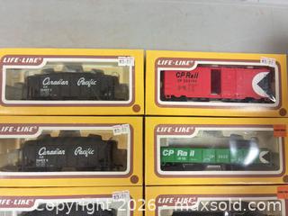 MaxSold Auction: Life-Like HO Scale Freight Boxcar Lot of 11 - Ottawa (Nepean) (Ontario, Canada) SELLER MANAGED Moving Online Auction - Grenfell Crescent