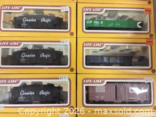 MaxSold Auction: Life-Like HO Scale Freight Boxcar Lot of 11 - Ottawa (Nepean) (Ontario, Canada) SELLER MANAGED Moving Online Auction - Grenfell Crescent