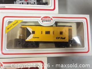 MaxSold Auction: Model Power HO Scale Train Lot – 4 Pieces - Ottawa (Nepean) (Ontario, Canada) SELLER MANAGED Moving Online Auction - Grenfell Crescent
