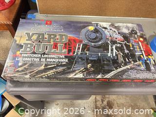MaxSold Auction: President's Choice HO Scale Model Train Set (1990s) - Ottawa (Nepean) (Ontario, Canada) SELLER MANAGED Moving Online Auction - Grenfell Crescent
