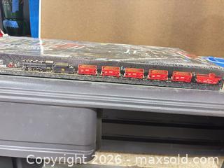 MaxSold Auction: President's Choice HO Scale Model Train Set (1990s) - Ottawa (Nepean) (Ontario, Canada) SELLER MANAGED Moving Online Auction - Grenfell Crescent