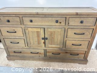 MaxSold Auction: Rustic Farmhouse Solid Wood Dresser Cabinet in Weathered Gray - Ottawa (Nepean) (Ontario, Canada) SELLER MANAGED Moving Online Auction - Grenfell Crescent