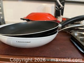 MaxSold Auction: Assorted pots, pans, bakeware  - Delta (British Columbia, Canada) SELLER MANAGED Moving Online Auction - Ferry Road
