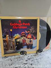 MaxSold Auction: CABBAGE PATCH KIDS Record  - Kingston (Ontario, Canada) SELLER MANAGED Downsizing Online Auction - Morenz Cresecent