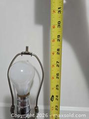 MaxSold Auction: Like New- Working Lamp LOT"J10" - Kingston (Ontario, Canada) SELLER MANAGED Downsizing Online Auction - Morenz Cresecent