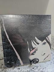 MaxSold Auction: NEW/FACTORY SEALED "DESIRE 2" Record  - Kingston (Ontario, Canada) SELLER MANAGED Downsizing Online Auction - Morenz Cresecent