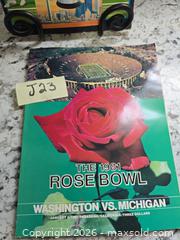 MaxSold Auction: x2 Vintage Sports Programs LOT"J23" - Kingston (Ontario, Canada) SELLER MANAGED Downsizing Online Auction - Morenz Cresecent