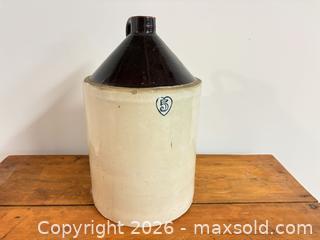 MaxSold Auction: 5 Gallon Crock Jug - Ottawa (Ontario, Canada) SELLER MANAGED Downsizing Online Auction -  Cinnabar
