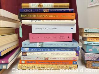 MaxSold Auction: Angel Books and cards collection lot 637 - Ottawa (Ontario, Canada) SELLER MANAGED Downsizing Online Auction -  Cinnabar