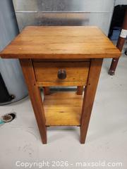 MaxSold Auction: Antique 1 Drawer Pine Side Table - Ottawa (Ontario, Canada) SELLER MANAGED Downsizing Online Auction -  Cinnabar