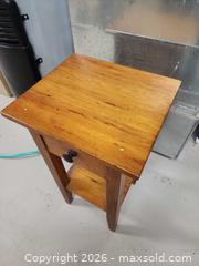 MaxSold Auction: Antique 1 Drawer Pine Side Table - Ottawa (Ontario, Canada) SELLER MANAGED Downsizing Online Auction -  Cinnabar