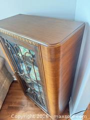 MaxSold Auction: Antique display case china cabinet  - Ottawa (Ontario, Canada) SELLER MANAGED Downsizing Online Auction -  Cinnabar