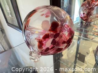 MaxSold Auction: Art glass mystic balls - Ottawa (Ontario, Canada) SELLER MANAGED Downsizing Online Auction -  Cinnabar