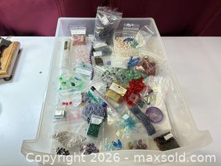 MaxSold Auction: Assorted beads and supplies lot 625 - Ottawa (Ontario, Canada) SELLER MANAGED Downsizing Online Auction -  Cinnabar