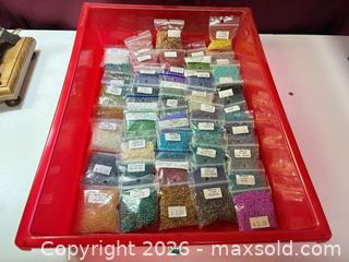 MaxSold Auction: Assorted beads lot 615 - Ottawa (Ontario, Canada) SELLER MANAGED Downsizing Online Auction -  Cinnabar