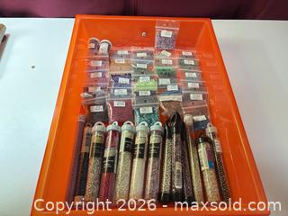 MaxSold Auction: Assorted beads lot 619 - Ottawa (Ontario, Canada) SELLER MANAGED Downsizing Online Auction -  Cinnabar