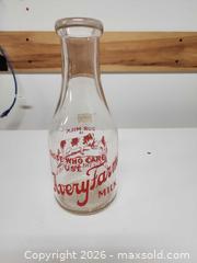 MaxSold Auction: Avery Farms Milk Bottle  - Ottawa (Ontario, Canada) SELLER MANAGED Downsizing Online Auction -  Cinnabar