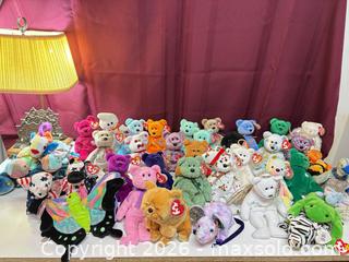 MaxSold Auction: Beanies Babies Collection lot 652 - Ottawa (Ontario, Canada) SELLER MANAGED Downsizing Online Auction -  Cinnabar