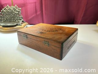 MaxSold Auction: Benson & Hedges cigar box - Ottawa (Ontario, Canada) SELLER MANAGED Downsizing Online Auction -  Cinnabar