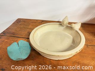 MaxSold Auction: Bird bath and fountain - Ottawa (Ontario, Canada) SELLER MANAGED Downsizing Online Auction -  Cinnabar