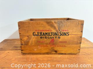 MaxSold Auction: Biscuit Advertising box lot 407 - Ottawa (Ontario, Canada) SELLER MANAGED Downsizing Online Auction -  Cinnabar