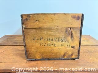 MaxSold Auction: Biscuit Advertising box lot 407 - Ottawa (Ontario, Canada) SELLER MANAGED Downsizing Online Auction -  Cinnabar
