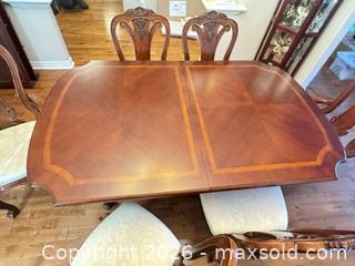 MaxSold Auction: Broyhill 6 chair dining room table set with 2 leaves  - Ottawa (Ontario, Canada) SELLER MANAGED Downsizing Online Auction -  Cinnabar