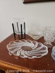 MaxSold Auction: Clear Decorative Glass lot  - Ottawa (Ontario, Canada) SELLER MANAGED Downsizing Online Auction -  Cinnabar