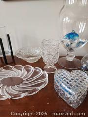 MaxSold Auction: Clear Decorative Glass lot  - Ottawa (Ontario, Canada) SELLER MANAGED Downsizing Online Auction -  Cinnabar