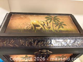 MaxSold Auction: Elephant decor lot 663 - Ottawa (Ontario, Canada) SELLER MANAGED Downsizing Online Auction -  Cinnabar