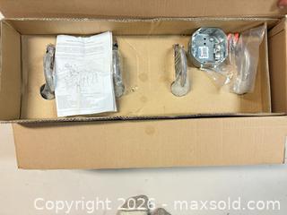 MaxSold Auction: Four light Bath Bar - Ottawa (Ontario, Canada) SELLER MANAGED Downsizing Online Auction -  Cinnabar