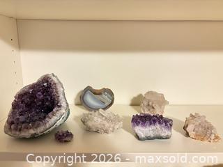 MaxSold Auction: Geode lot 661 - Ottawa (Ontario, Canada) SELLER MANAGED Downsizing Online Auction -  Cinnabar