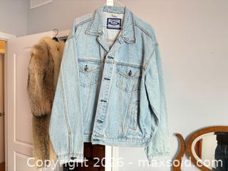 MaxSold Auction: Hard Rock Cafe Orlando Save The Planet Jean Jacket - Ottawa (Ontario, Canada) SELLER MANAGED Downsizing Online Auction -  Cinnabar
