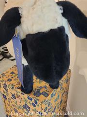 MaxSold Auction: Huge Hen House Plush Sheep Foot Stool - Ottawa (Ontario, Canada) SELLER MANAGED Downsizing Online Auction -  Cinnabar