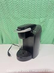 MaxSold Auction: Keurig coffee machine  - Ottawa (Ontario, Canada) SELLER MANAGED Downsizing Online Auction -  Cinnabar