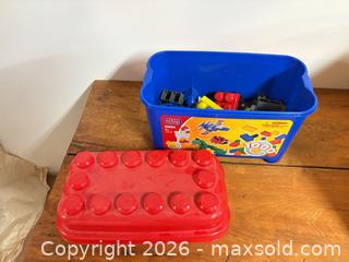 MaxSold Auction: Lego and Mega Bloks - Ottawa (Ontario, Canada) SELLER MANAGED Downsizing Online Auction -  Cinnabar