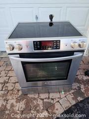 MaxSold Auction: LG Glass Top Electric Stove  - Ottawa (Ontario, Canada) SELLER MANAGED Downsizing Online Auction -  Cinnabar
